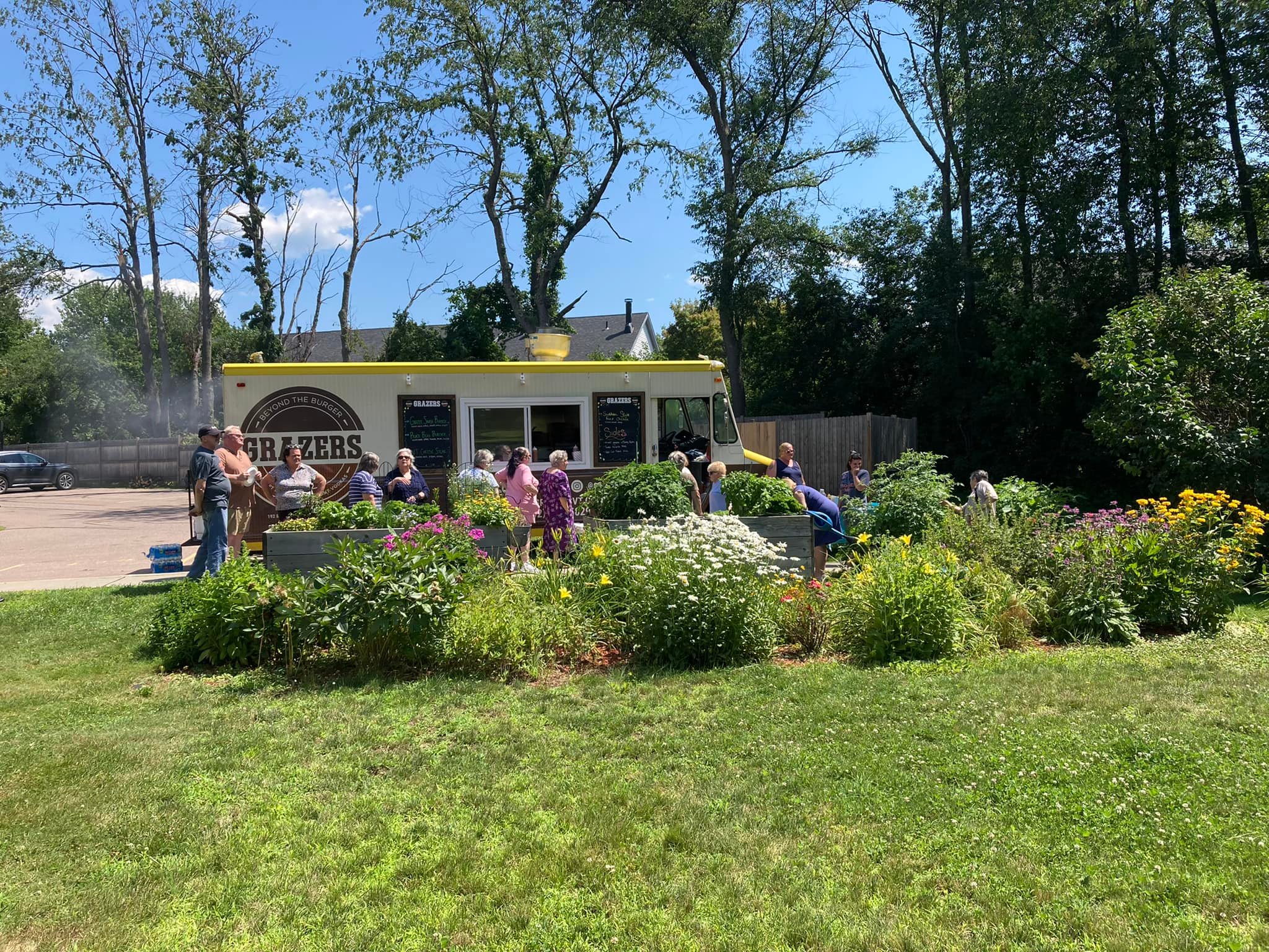 Country Park residents gather for a summer gathering O'Brien Brothers